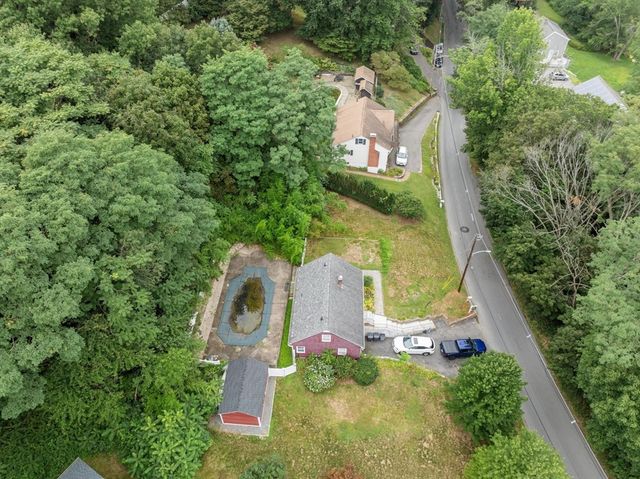 225 Golden Hill Ave, Haverhill, MA 01830