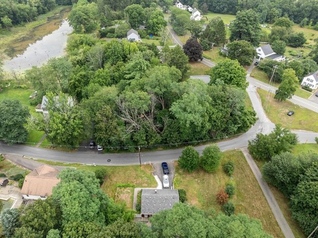 225 Golden Hill Ave, Haverhill, MA 01830