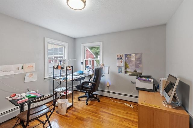 225 Golden Hill Ave, Haverhill, MA 01830