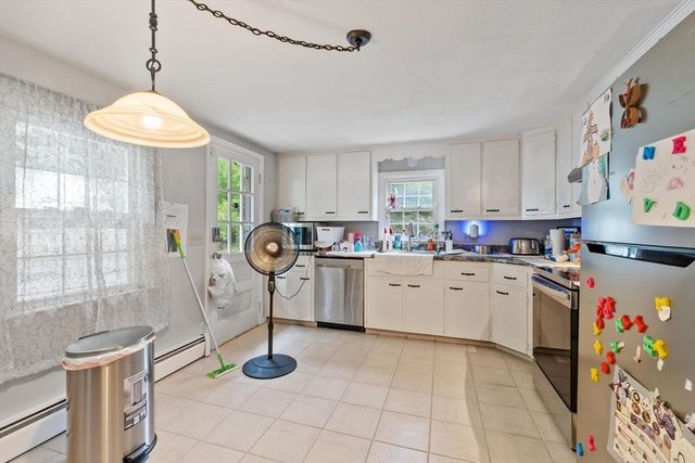 225 Golden Hill Ave, Haverhill, MA 01830