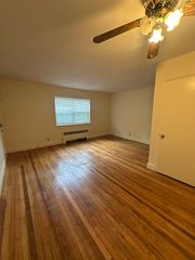 5 Charlesbank Rd 2, Newton, MA 02458