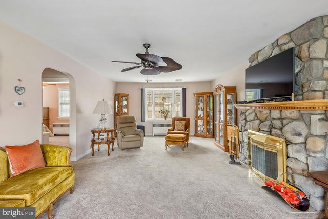 12035 GLENFIELD ST, Philadelphia, PA 19154