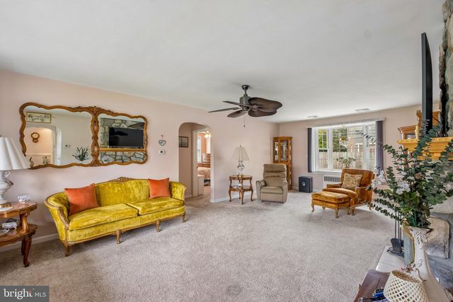 12035 GLENFIELD ST, Philadelphia, PA 19154