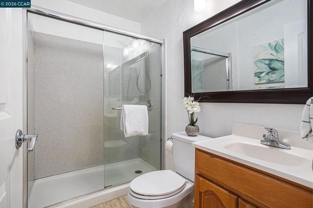 1395 Kenwal Rd A, Concord, CA 94521