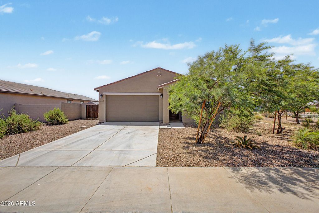 17969 W COLLEGE Drive, Goodyear, AZ 85395