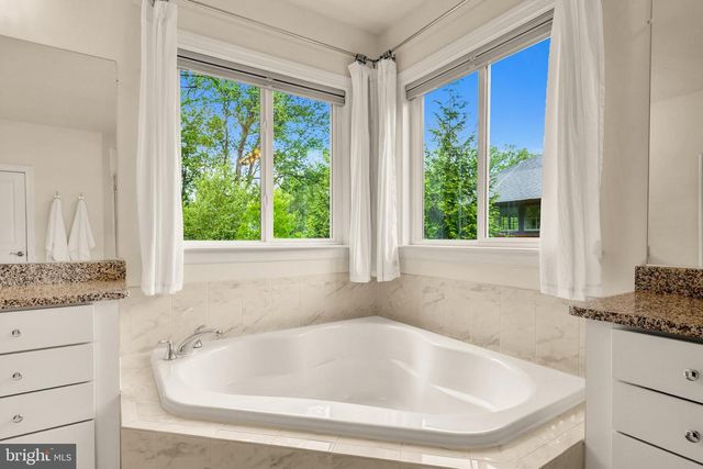 2020 RHODE ISLAND AVE, Mclean, VA 22101
