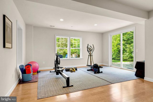 2020 RHODE ISLAND AVE, Mclean, VA 22101