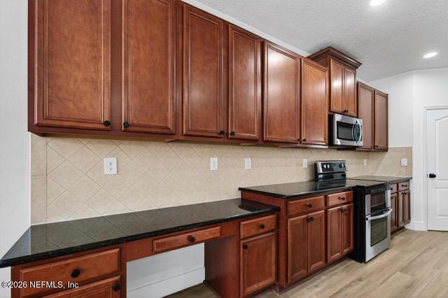 10917 DANCING RABBIT Lane, Jacksonville, FL 32210