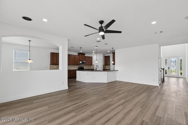 10917 DANCING RABBIT Lane, Jacksonville, FL 32210