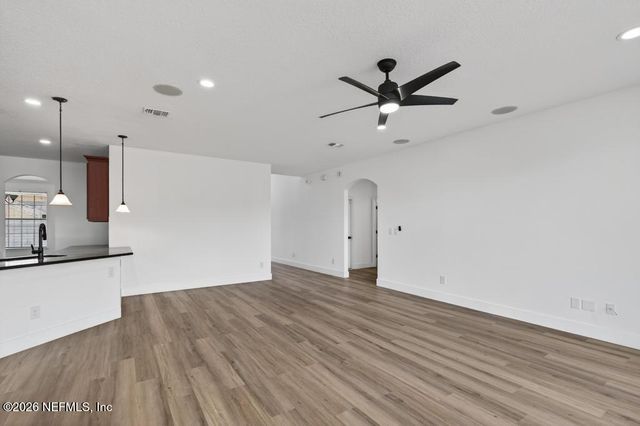 10917 DANCING RABBIT Lane, Jacksonville, FL 32210