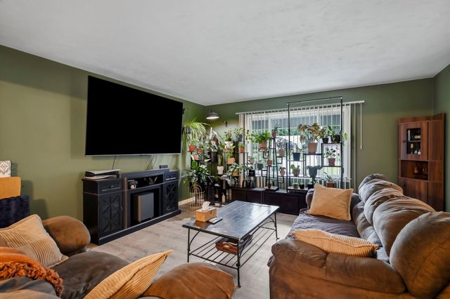 616 W Sylvania Street, Springfield, MO 65807