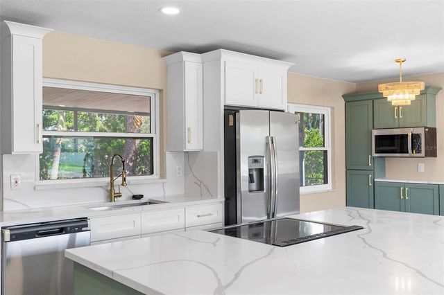 5901 DENVER STREET NE, St Petersburg, FL 33703