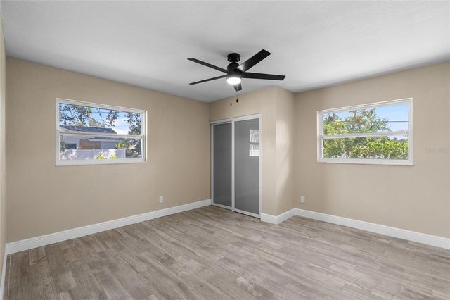 5901 DENVER STREET NE, St Petersburg, FL 33703