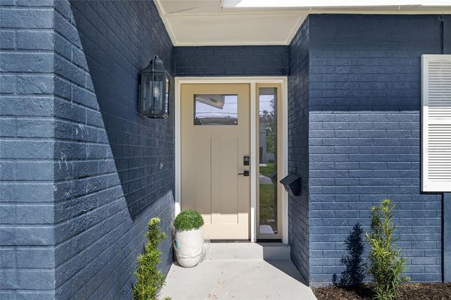 5901 DENVER STREET NE, St Petersburg, FL 33703