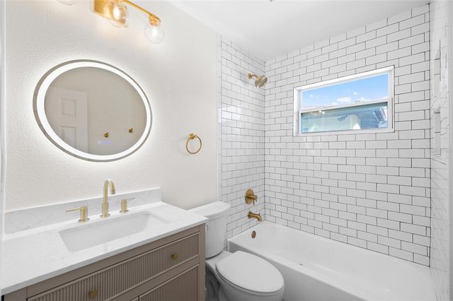 5901 DENVER STREET NE, St Petersburg, FL 33703