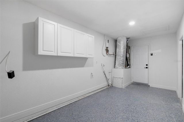 5901 DENVER STREET NE, St Petersburg, FL 33703