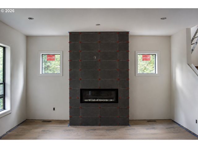 4620 Sw CULLEN Blvd, Portland, OR 97221