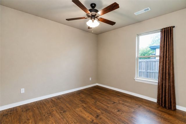 1640 Seattle Slew Street, Prairie Grove, AR 72753