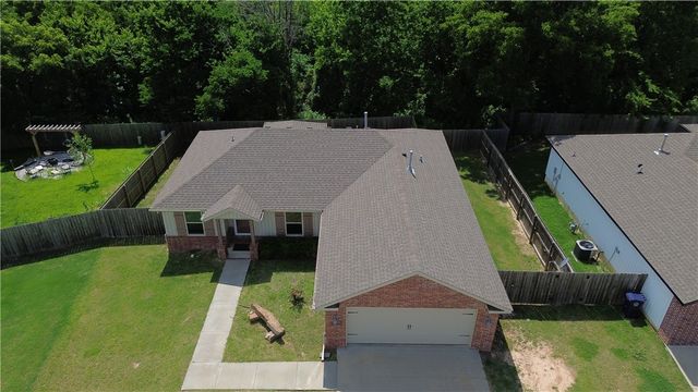 1640 Seattle Slew Street, Prairie Grove, AR 72753