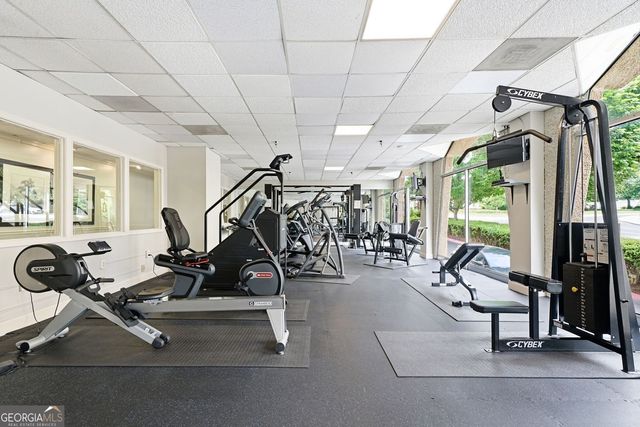 2479 Peachtree Road NE 303, Atlanta, GA 30305