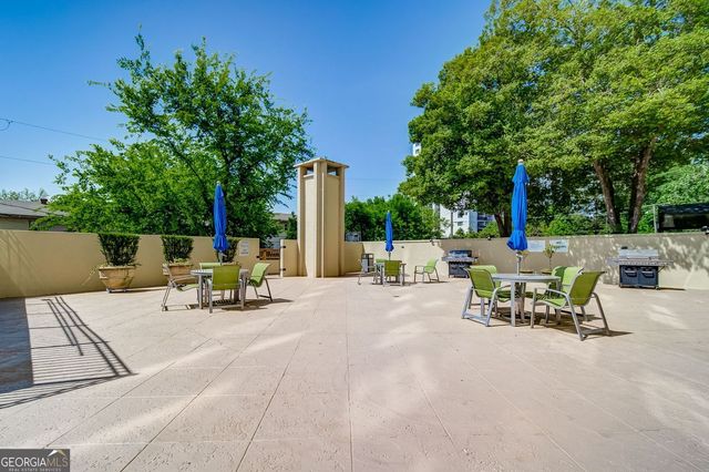 2479 Peachtree Road NE 303, Atlanta, GA 30305