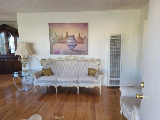 1220 E 121st, Los Angeles, CA 90059