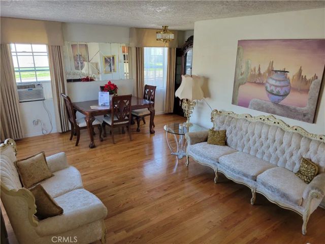 1220 E 121st, Los Angeles, CA 90059