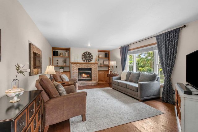 2842 MAYFLOWER ROAD, Green Bay, WI 54311