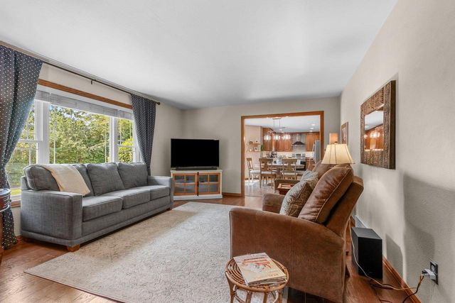 2842 MAYFLOWER ROAD, Green Bay, WI 54311