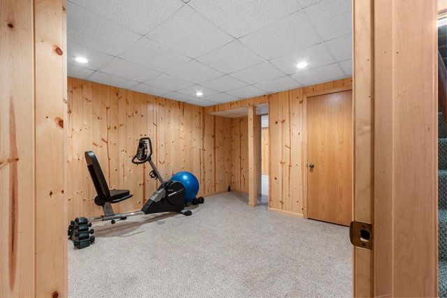 2842 MAYFLOWER ROAD, Green Bay, WI 54311