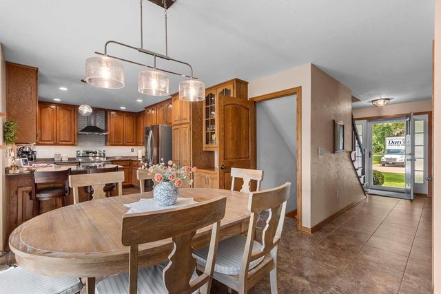 2842 MAYFLOWER ROAD, Green Bay, WI 54311