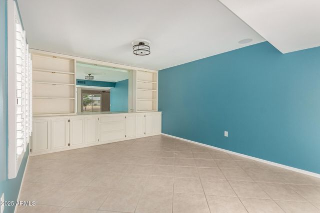 9871 W COUNTRY CLUB Court, Sun City, AZ 85373