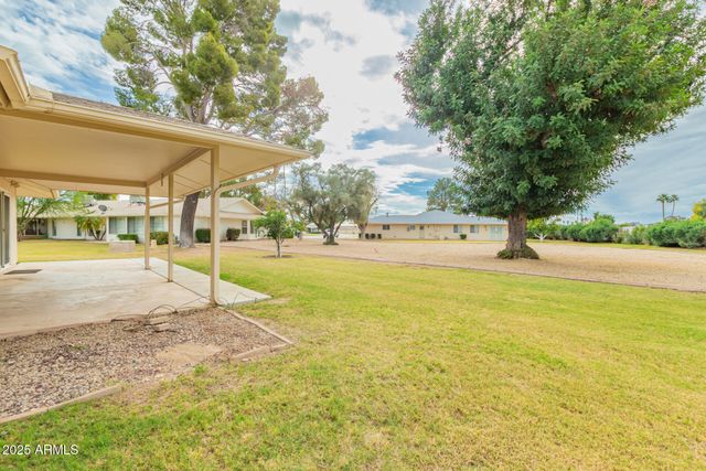 9871 W COUNTRY CLUB Court, Sun City, AZ 85373