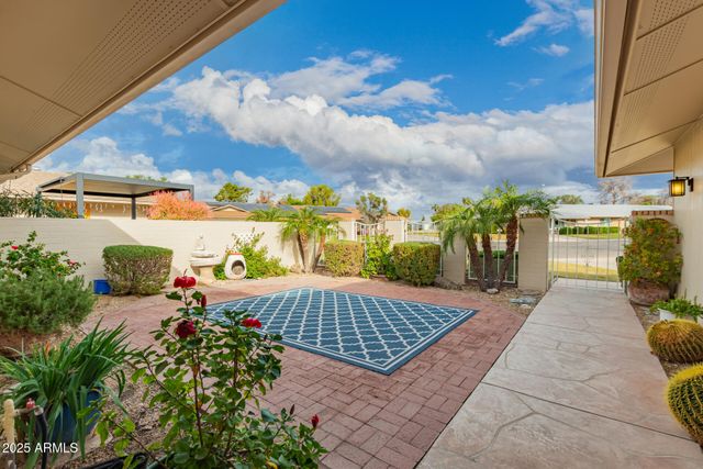 9871 W COUNTRY CLUB Court, Sun City, AZ 85373