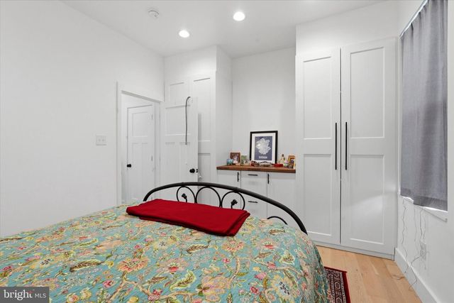 1582 E HEWSON ST, Philadelphia, PA 19125