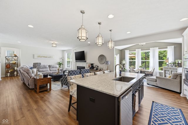 4311 Bexley Court, Avon, IN 46123