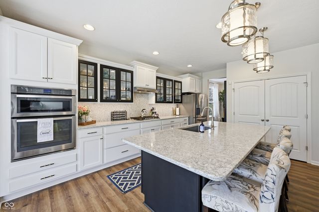 4311 Bexley Court, Avon, IN 46123