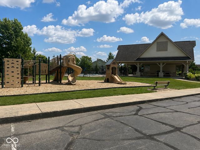4311 Bexley Court, Avon, IN 46123