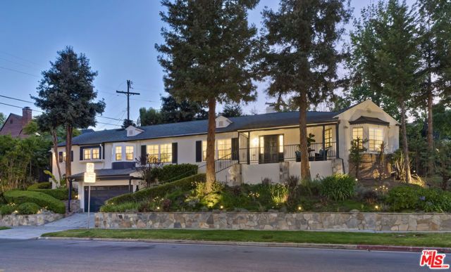 1609 Comstock Avenue, Los Angeles, CA 90024