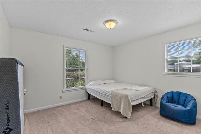 101 Bridlewood Circle, Dothan, AL 36301