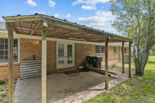 101 Bridlewood Circle, Dothan, AL 36301