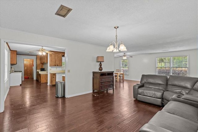 101 Bridlewood Circle, Dothan, AL 36301