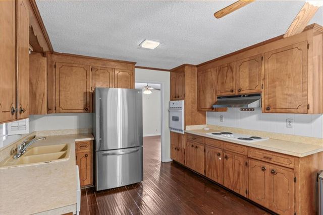 101 Bridlewood Circle, Dothan, AL 36301