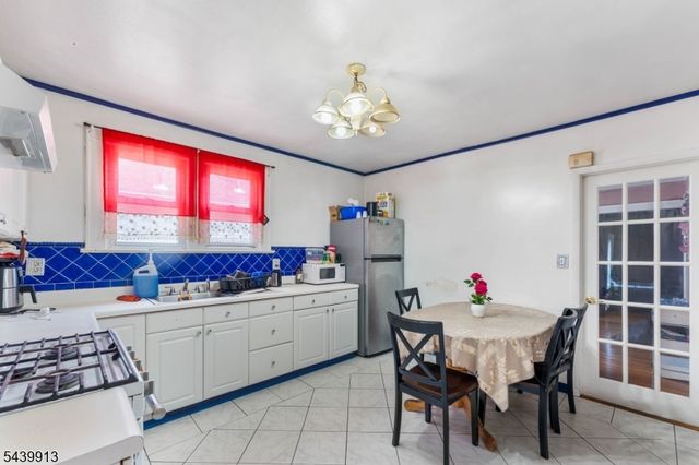 139 Coddington St, Rahway City, NJ 07065
