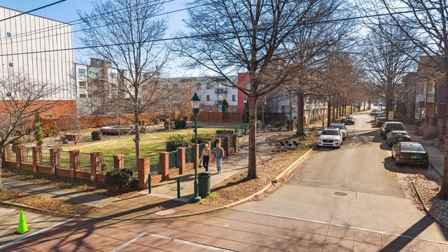 131 W 17th Street, Chattanooga, TN 37408