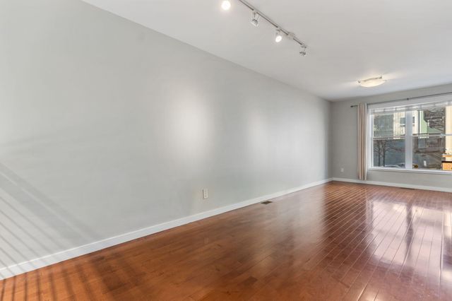 131 W 17th Street, Chattanooga, TN 37408