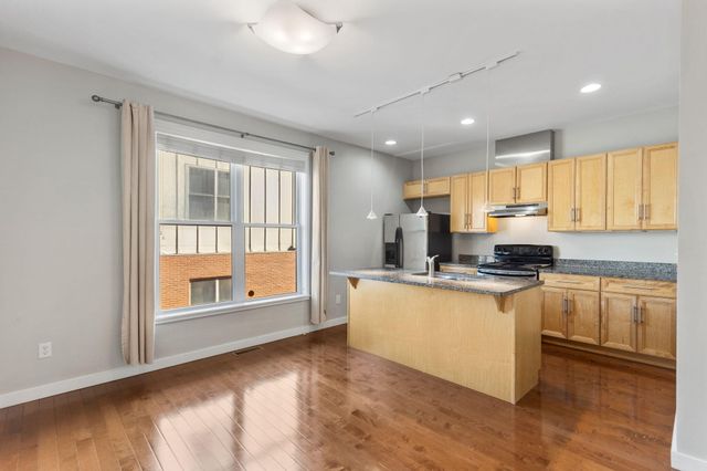 131 W 17th Street, Chattanooga, TN 37408