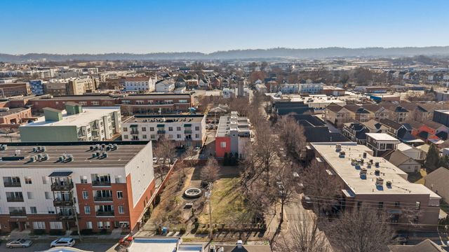 131 W 17th Street, Chattanooga, TN 37408