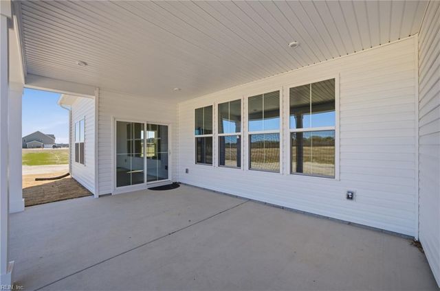 109 Backwoods LN, Moyock, NC 27958