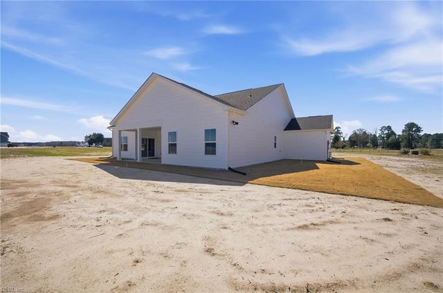 109 Backwoods LN, Moyock, NC 27958